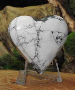 Howlite Heart