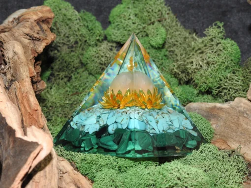 Orgonite Pyramid-Turquenite/Malachite Lotus - Image 2