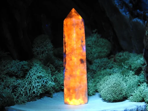Hackmanite Tower-Fluorescent - Image 3