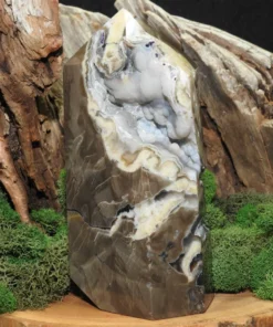 Volcano Agate Tower- Fluorescent