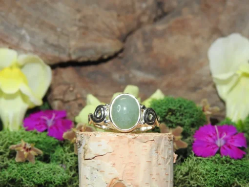 Green Aventurine .925 Sterling Silver Ring Size 6