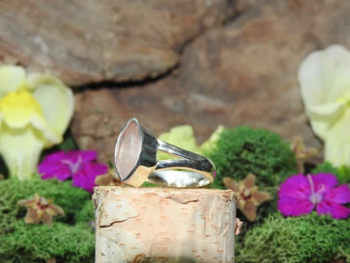 Rose Quartz .925 Sterling Silver Ring Size 5 - Image 3