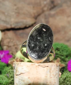 Nuummite .925 Sterling Silver Ring Size 10