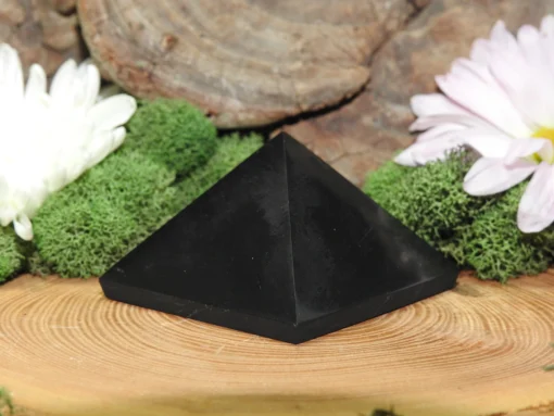 Shungite Pyramid - Image 3