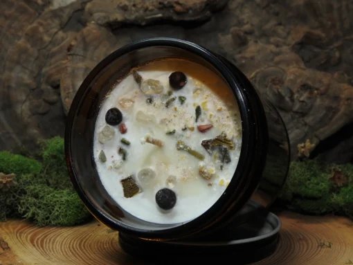 Winter Solstice Soy Candle--Made in Canada - Image 2