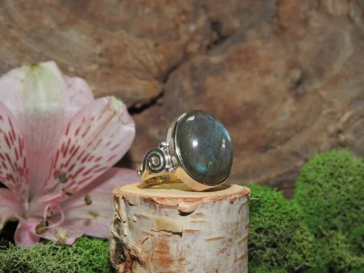 Labradorite Sterling Silver Rings-Size 5 - Image 2