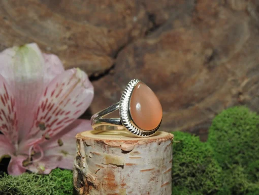 Peach Moonstone Sterling Silver Ring-Size 7 - Image 3