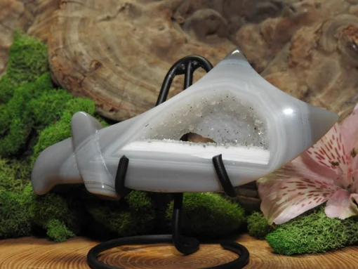 Druzy Agate Sword Carving - Image 3