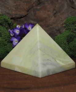 Infinite Stone Pyramid-Fluorescent