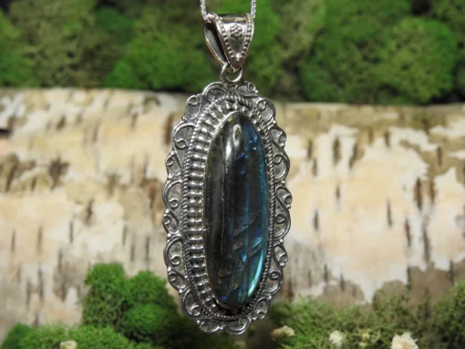 Labradorite .925 Silver Pendant - Image 3