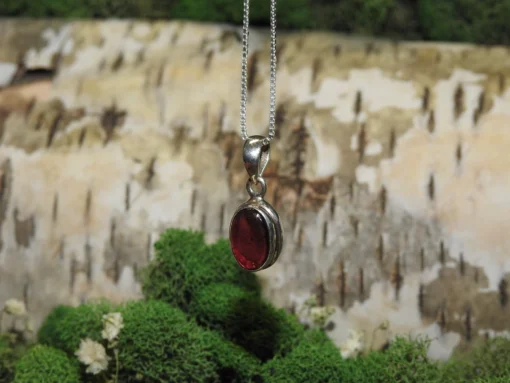 Garnet .925 Silver Pendant - Image 3